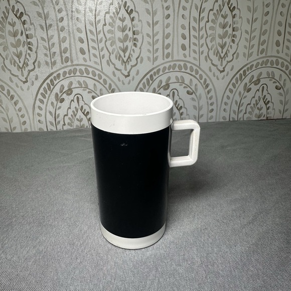 Other - Vintage BRANIFF International Airlines Black &‎ White Cappuccino Mug - Plastic